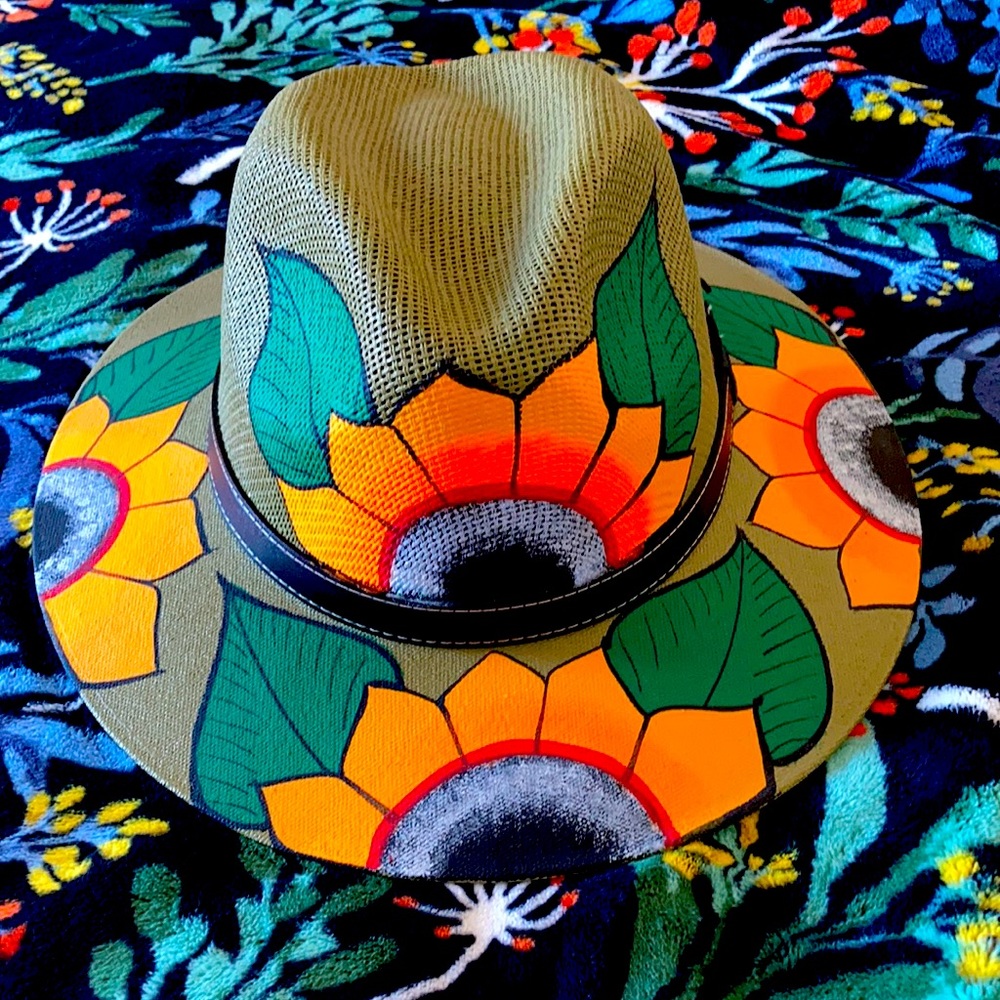“Authentic Mexican”hand painted Panamá 🇵🇦 styles hat!